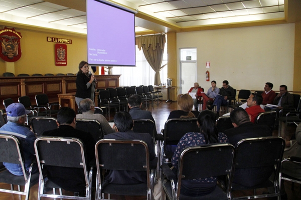 Viceprefecta organizó conversatorio a un año de la reactivación del volcán Cotopaxi