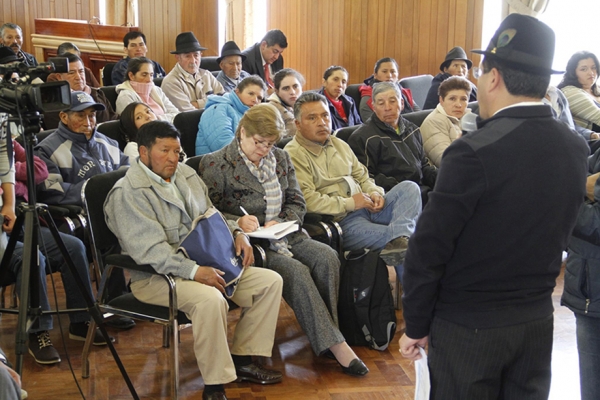 Regantes de Cotopaxi proponen acciones para exigir al gobierno nacional el presupuesto para riego