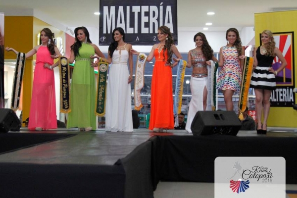Aspirantes a Reina de Cotopaxi 2015 cambiaron de cintas