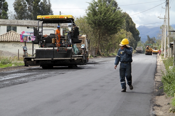 Cotopaxi cuenta con Ordenanza que regula el uso y cuidado de la red vial rural