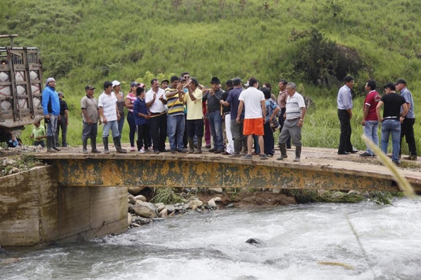 Gobierno Provincial entrega obras viales emergentes en Pangua.