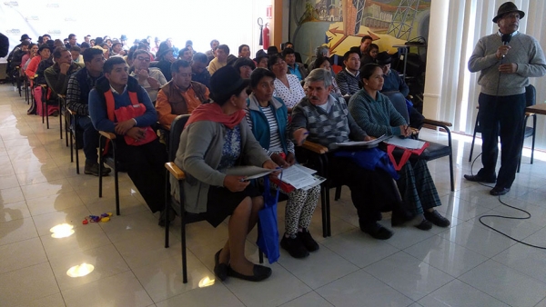 Productores agroecológicos buscan espacios de comercio