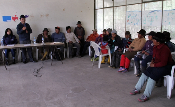 300 beneficiarios con proyecto de riego en al Moya parroquia Toacaso