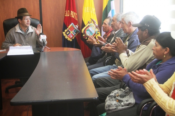 GAD Provincial de Cotopaxi jubiló a seis trabajadores