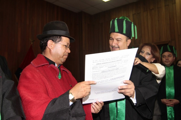 Cotopaxi markapak pushak chaskirkami doctorado Honoris Causa