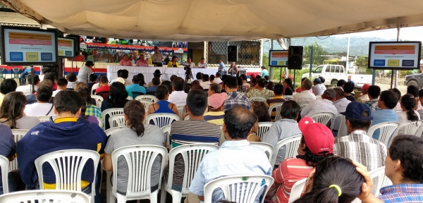 Prefecto  emite informe de rendición de cuentas en el cantón La Maná