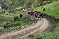 Vehículos ingresan por primera vez a la Comuna Guambaine, Parroquia Angamarca, cantón Pujilí