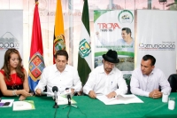 Cotopaxi, Los Ríos markamanta Prefectos apukkuna limítrofe allí kachun aspirkami